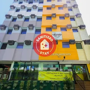 Capital O 860 Nest Nano Makati 2* Макати