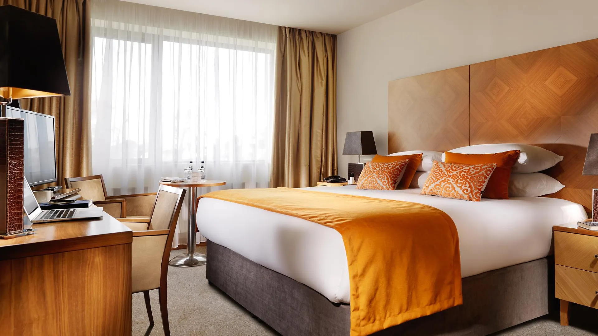 ***  The Connacht Hotel Galway Irland